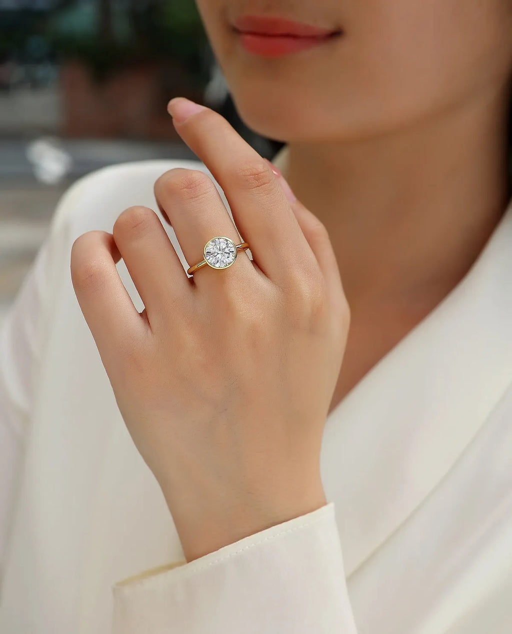 Time Foam gold-plated S925 silver diamond wedding ring set with round moissanite stone on gift box