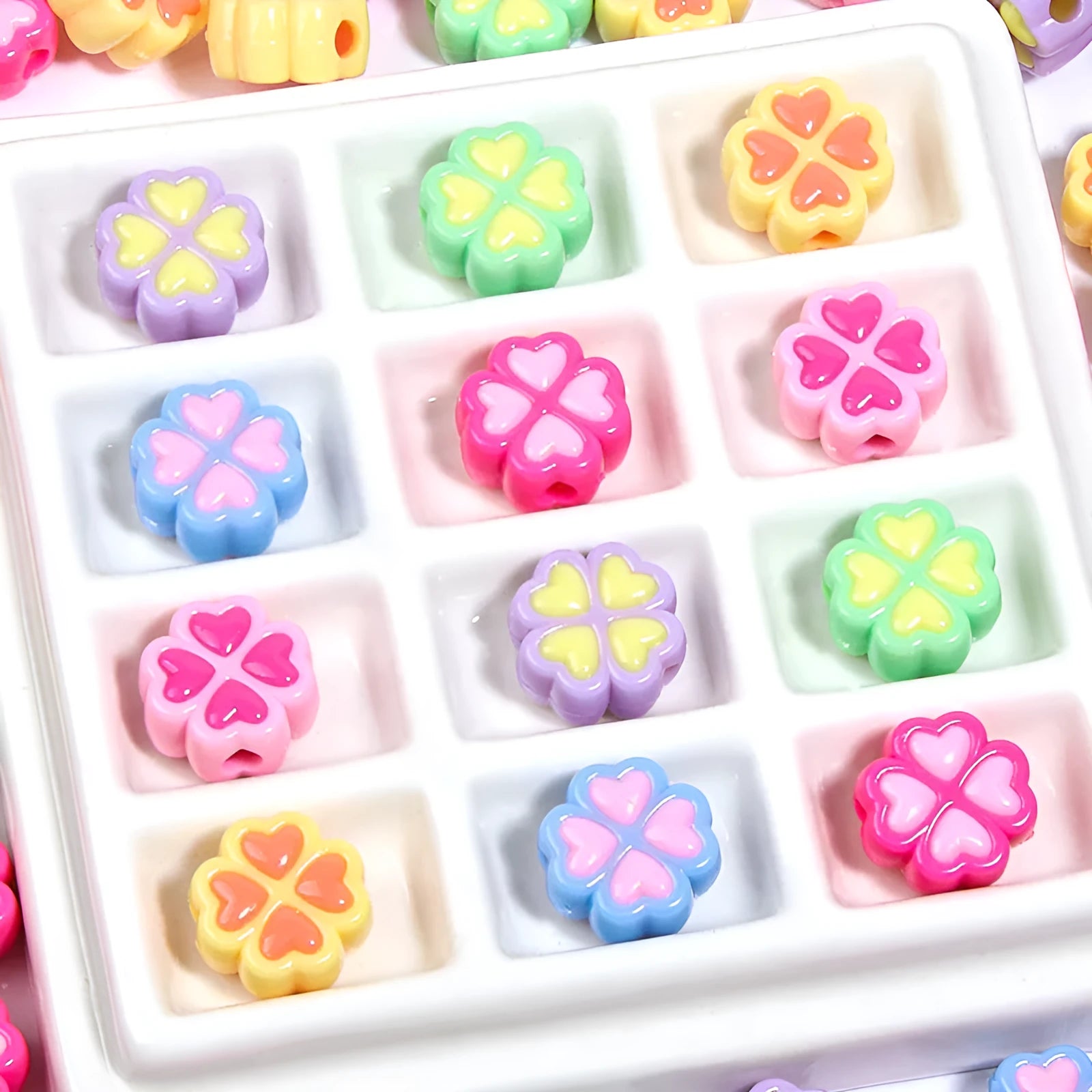 15mm frosted acrylic love clover beads in mixed colours: rose red, pink, yellow, green, blue, purple.