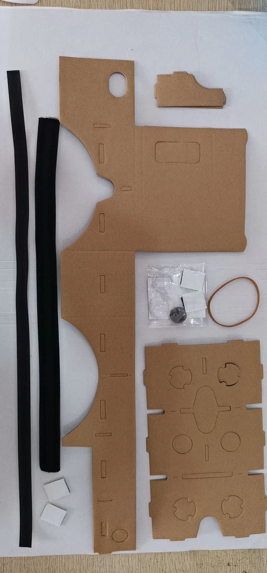 Pink and white VR cardboard glasses viewer for 6-inch smartphones