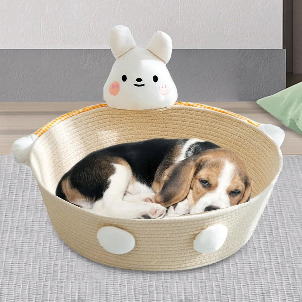 Woven cotton rope cat bed basket with integrated scratch pad in bear design