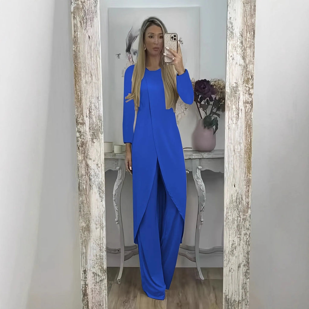 Casual two-piece outfit with long sleeve top and loose trousers in black, blue or khaki