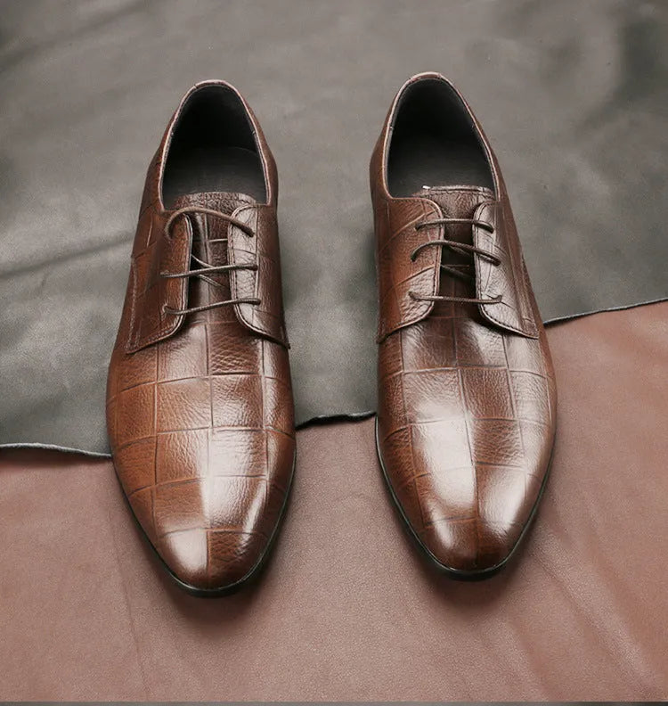 Men's black formal derby shoes with checkered cowhide vamp and pointed leather toe.