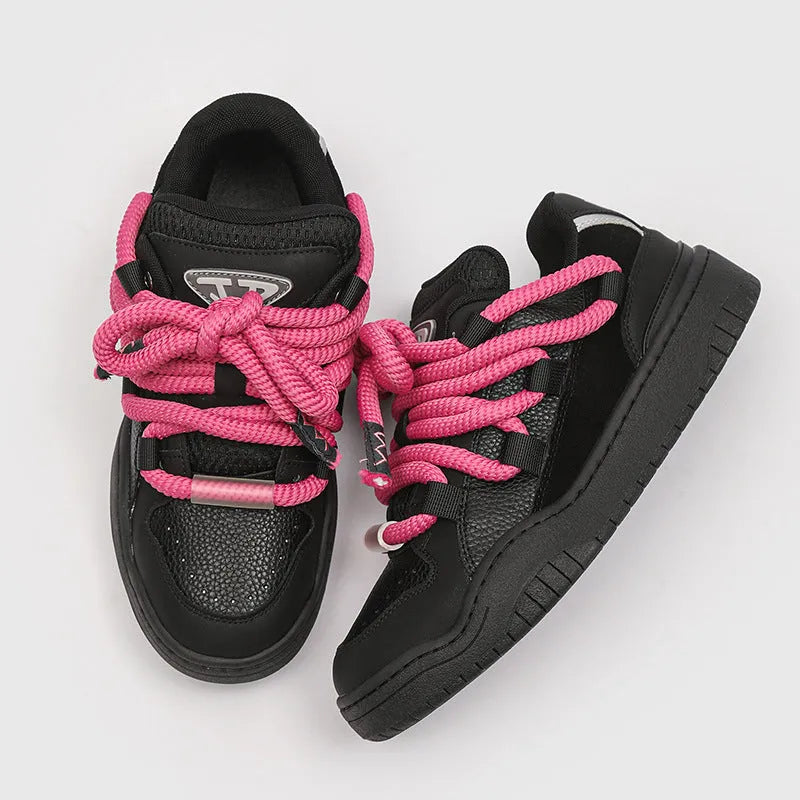 Casual low-top shoes with thick rubber soles and round toe in denim blue colour with lace-up front
