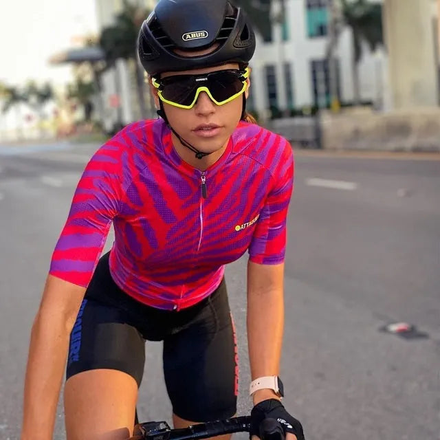 Attaquer women's cycling set with Kaleidoscope pattern jersey and matching bib shorts