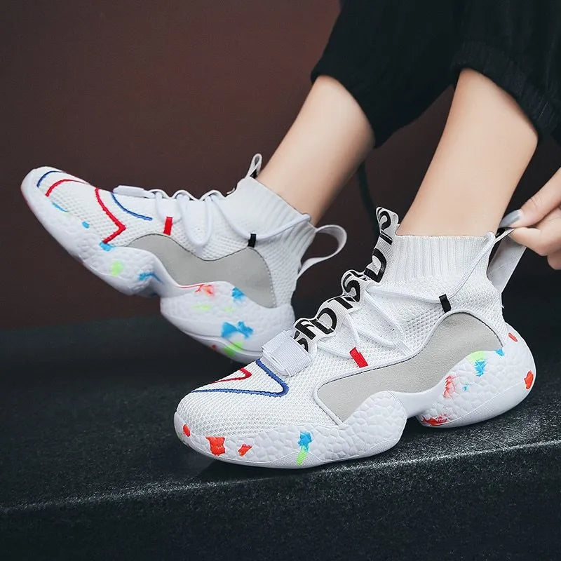 Men's camouflage pattern sneakers with mesh upper and vulcanised rubber sole