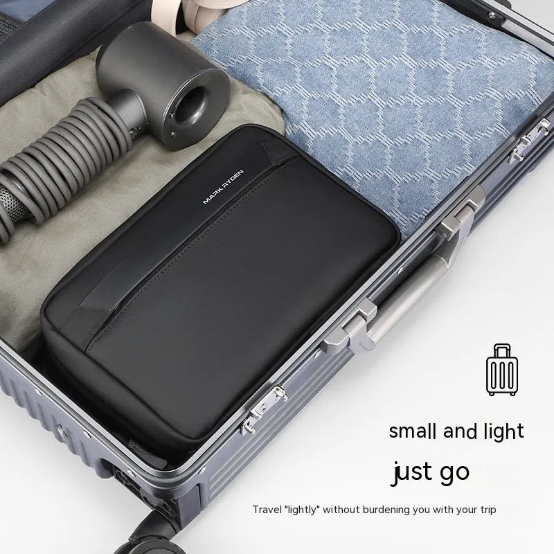Men's portable toiletries storage bag in Oxford cloth with wet dry separation compartments