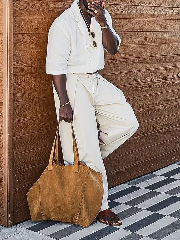 Men's casual short-sleeved linen shirt in white with regular fit and plain design