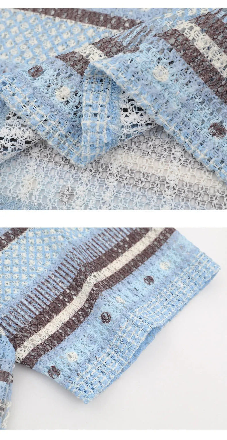 Men's printed short sleeve shirt in blue with loose fit casual styling