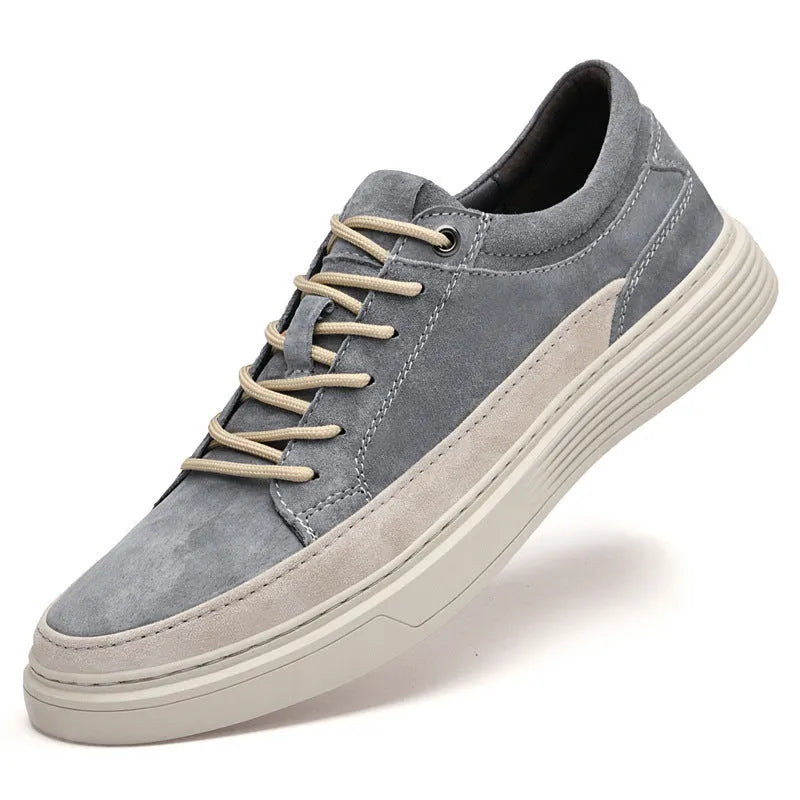 Men's low-top grey casual skate shoes with pigskin leather upper and rubber sole