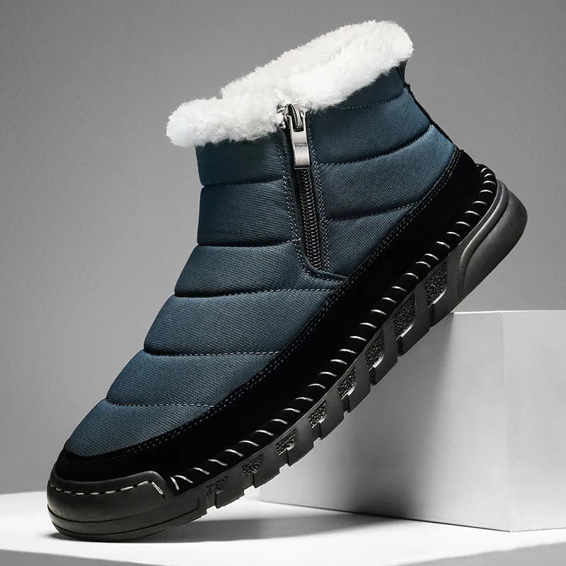 Men's plus size snow boots in black with artificial plush lining and non-slip rubber soles