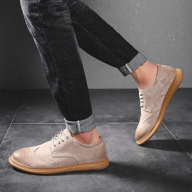 Men's black business leather lace-up shoes with low top design and rubber sole