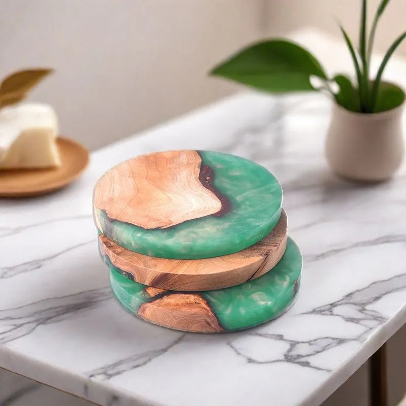 Nordic style wooden coaster with heat insulation resin in green, round tumour design.