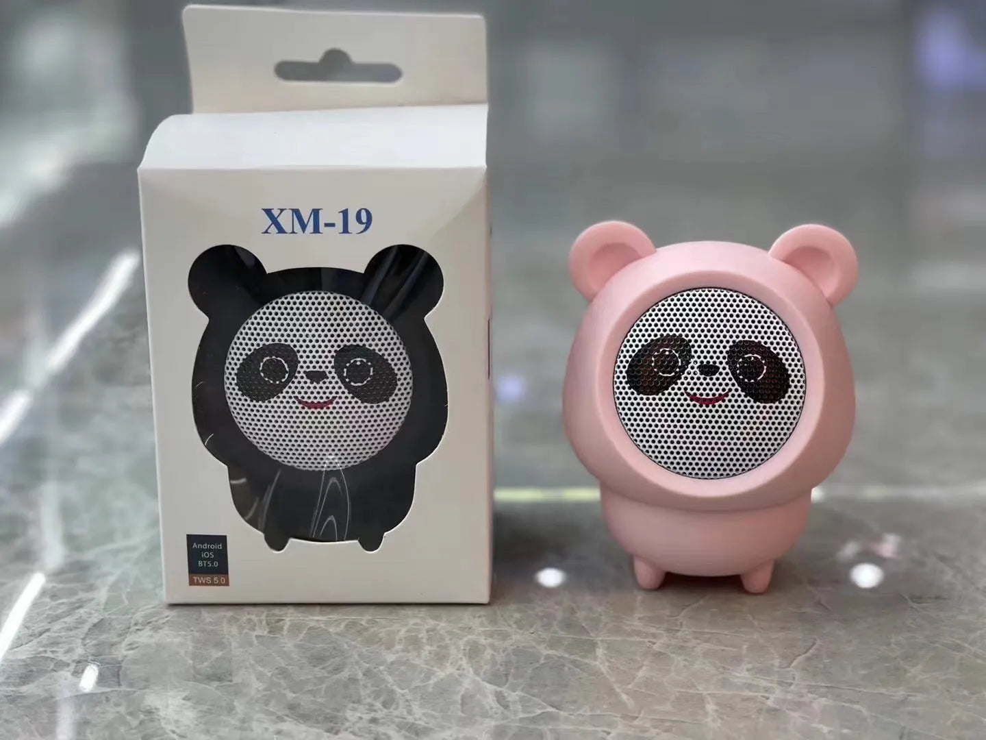 Cartoon panda desktop wireless Bluetooth speaker in white plastic with USB power