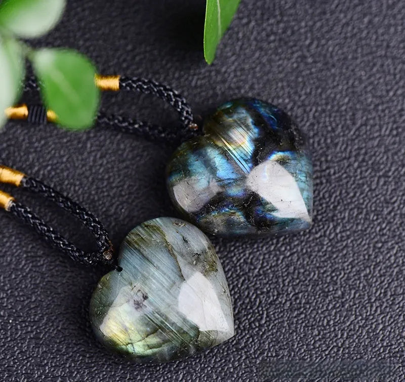 Natural labradorite moonstone heart pendant necklace blue light crystal semi-precious stone 2-4cm