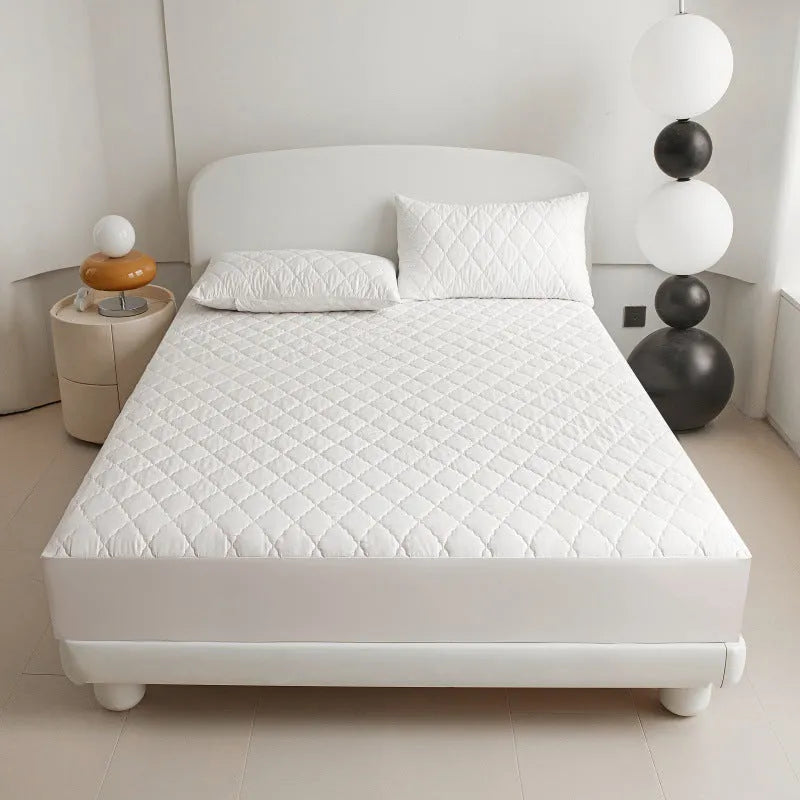 Diamond lattice quilted waterproof mattress protector set in bamboo fibre with fitted sheet and pillowcases