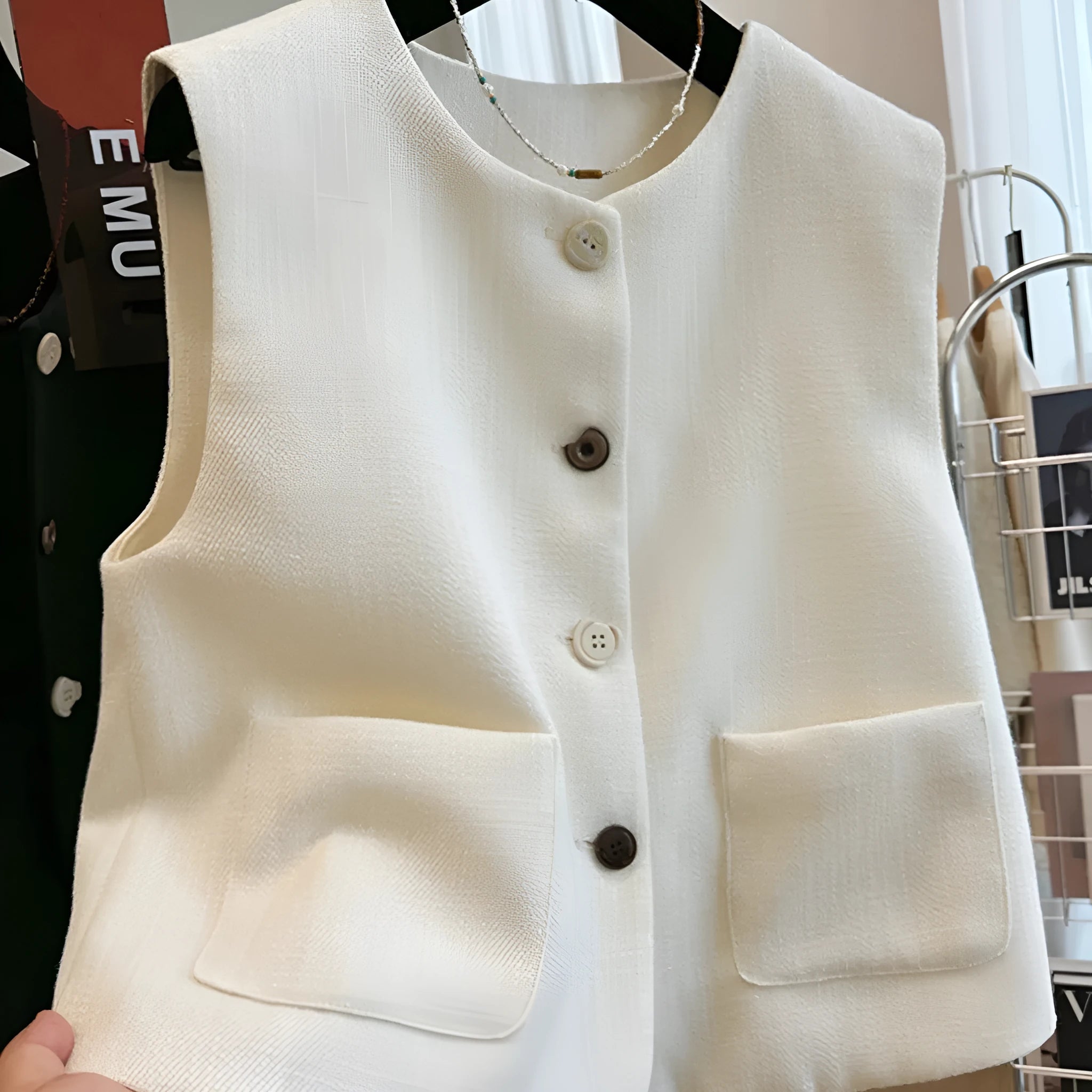 Women's round neck sleeveless bandage vest in polyester fabric for office wear