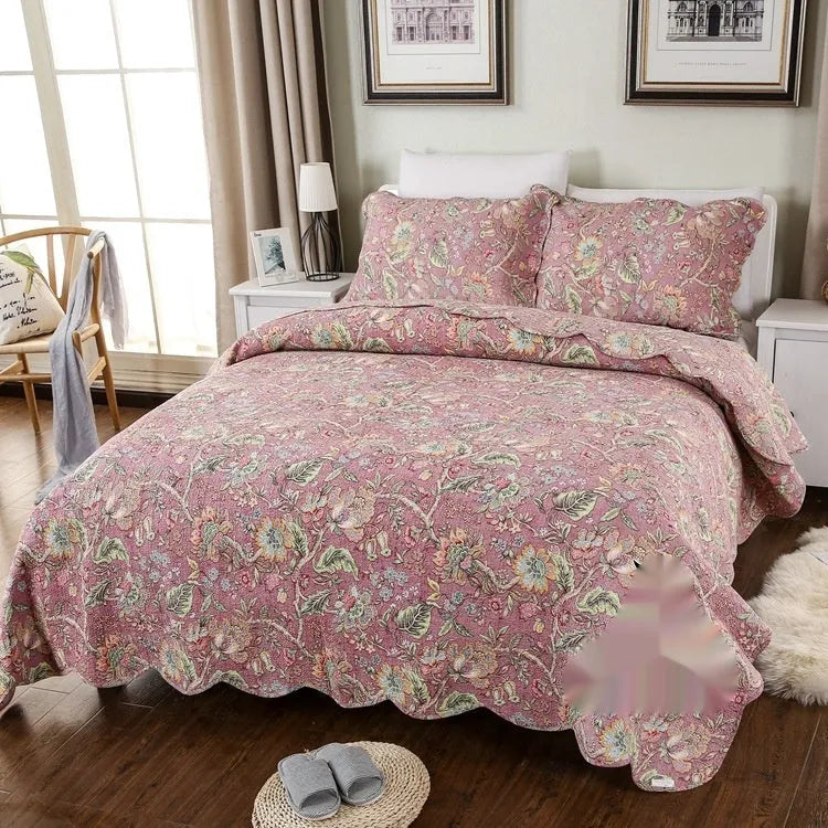Pure cotton bedspread three-piece set with geometric pattern for 1.8m beds showing bedcover and pillowcases