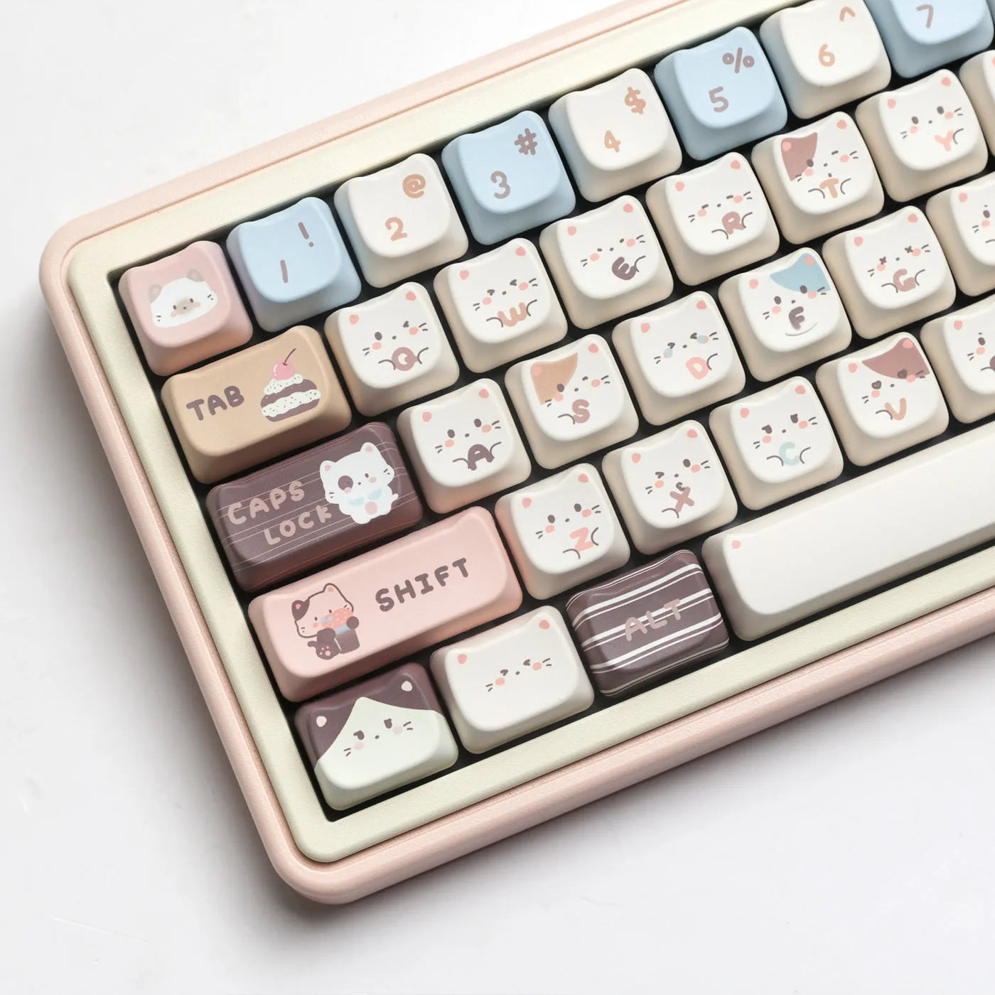 Sea Salt Cat themed PBT keycap set with March past Space and 7u supplement options for mechanical keyboards