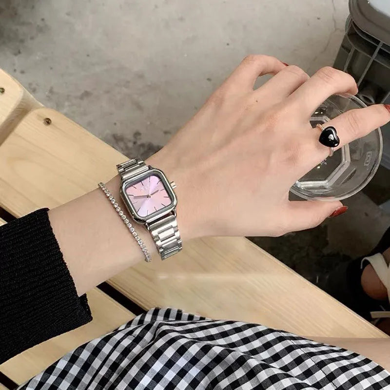 Slim retro quartz watch for women with bamboo strap in silver finish 8mm thick
