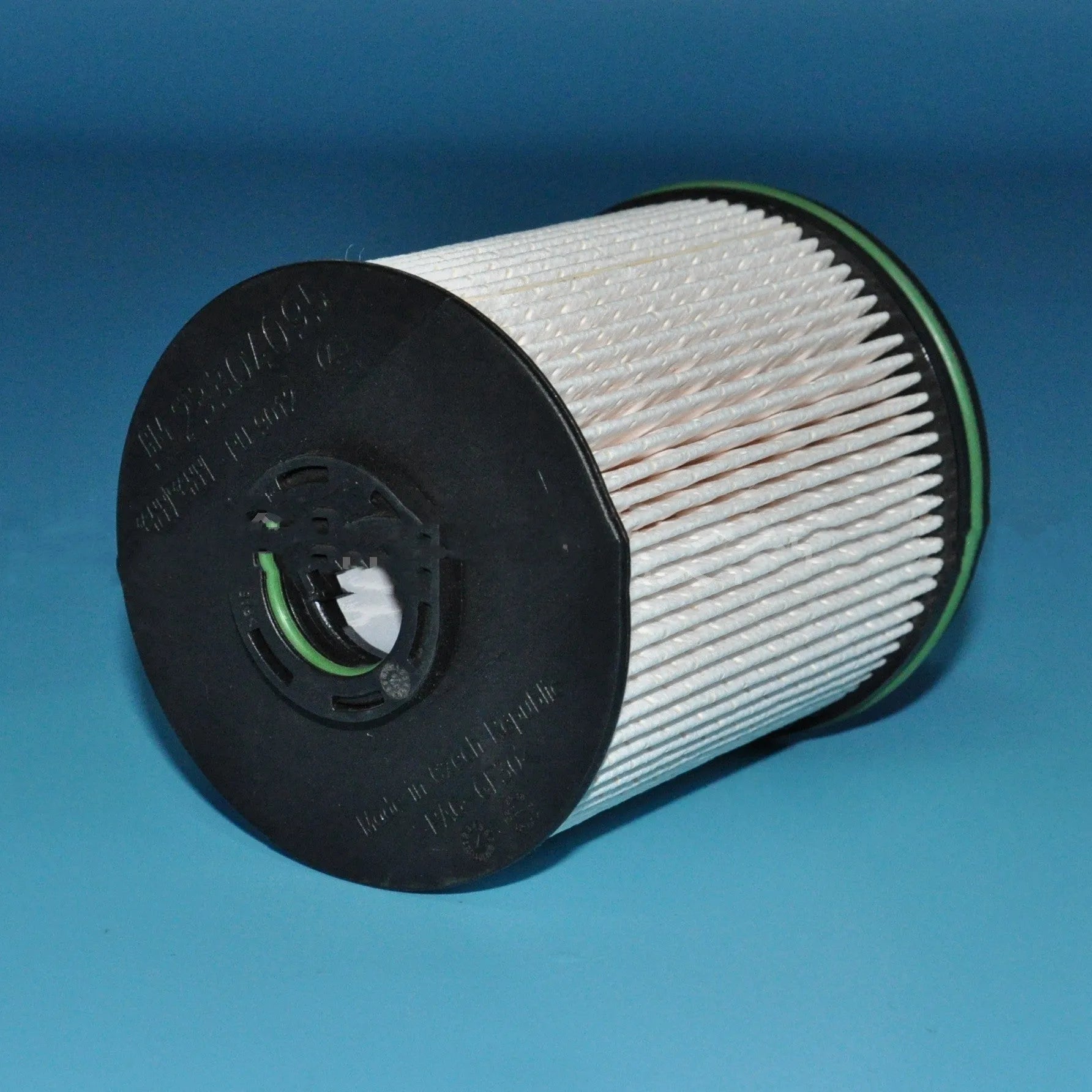 Vauxhall Opel Astra diesel fuel filter element with gasket kit showing dimensions