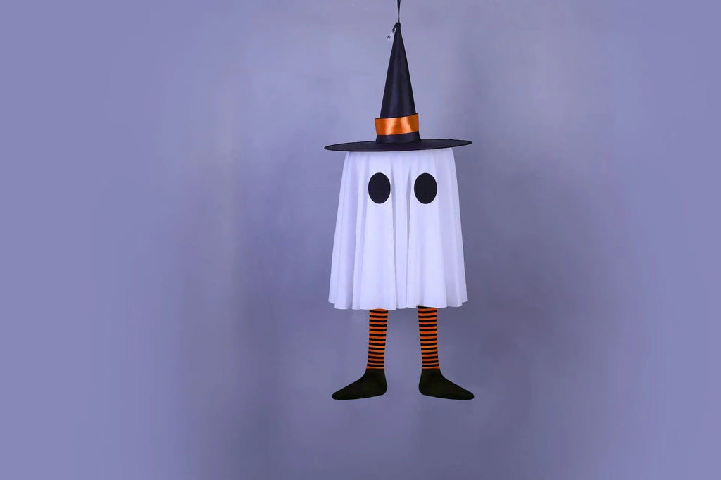 Halloween white LED light string with witch hat and ghost pendants for indoor decoration