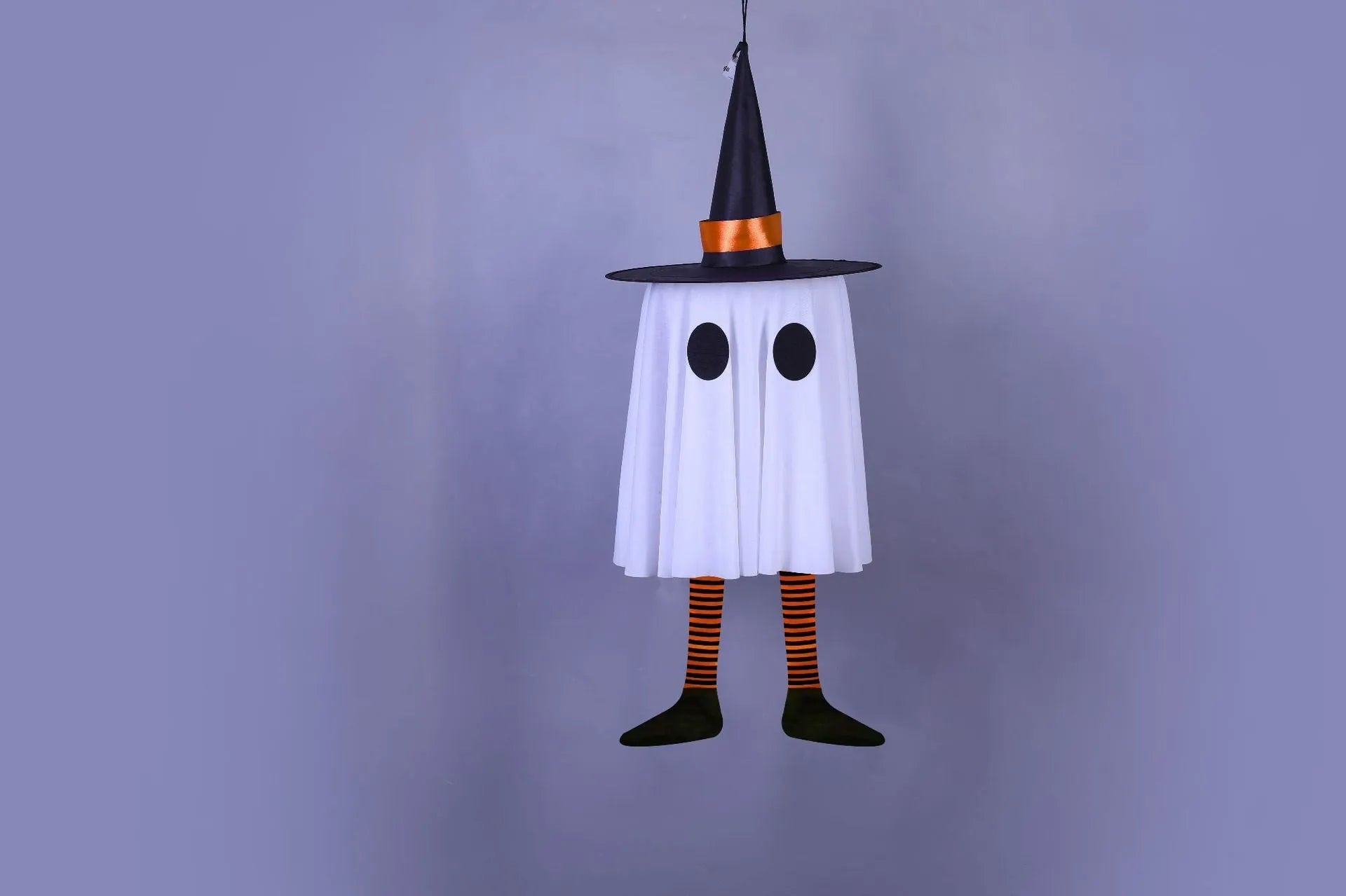 Halloween white LED light string with witch hat and ghost pendants for indoor decoration