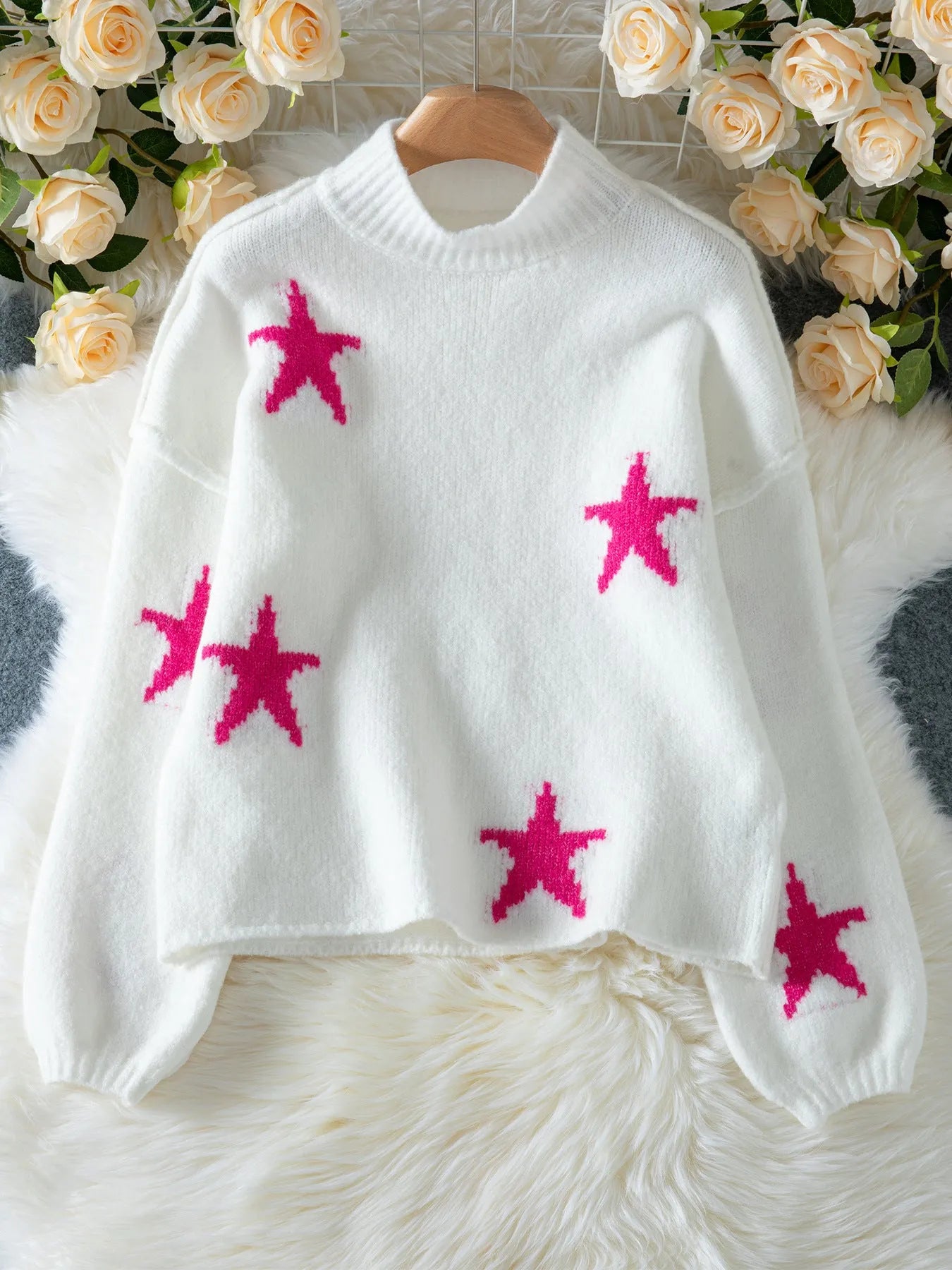 White women's pullover sweater with star pattern on thick imitation velvet fabric, loose turtleneck design