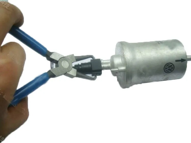 Caliper tubing pliers with special jaws for fuel pipe connector removal in two size options