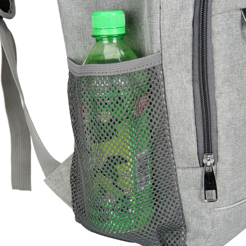 Large outdoor thermal backpack in Oxford cloth with curved shoulder straps and multiple compartments