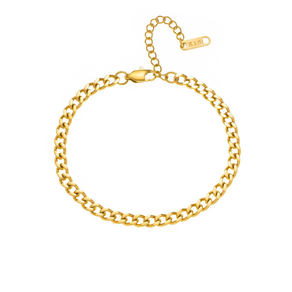 Personalised titanium steel necklace with a letter charm on a 40.5cm electroplated chain.