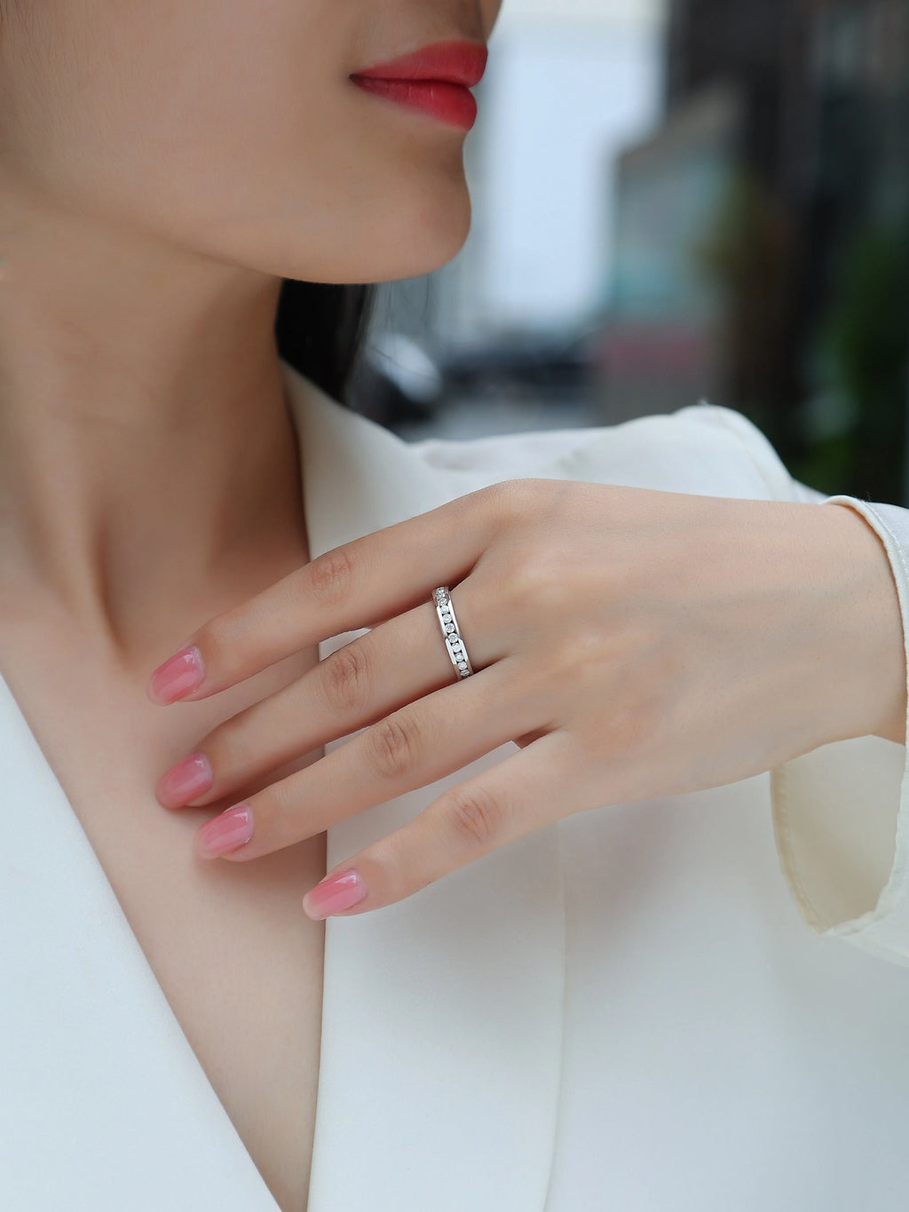 Moissanite star ring with S925 silver platinum-plated band, under 0.1 carat, size 6, showing star-cut stone in gift box