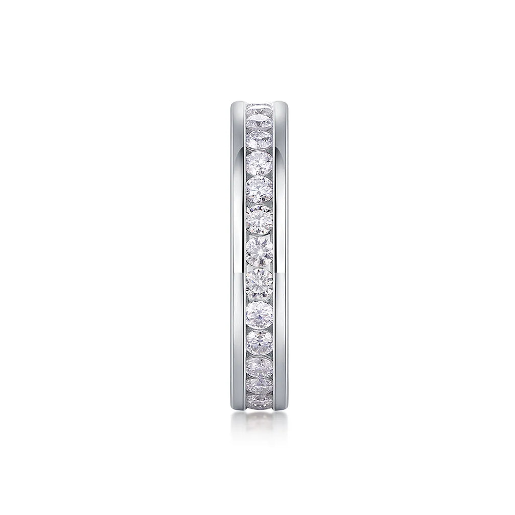 Moissanite star ring with S925 silver platinum-plated band, under 0.1 carat, size 6, showing star-cut stone in gift box