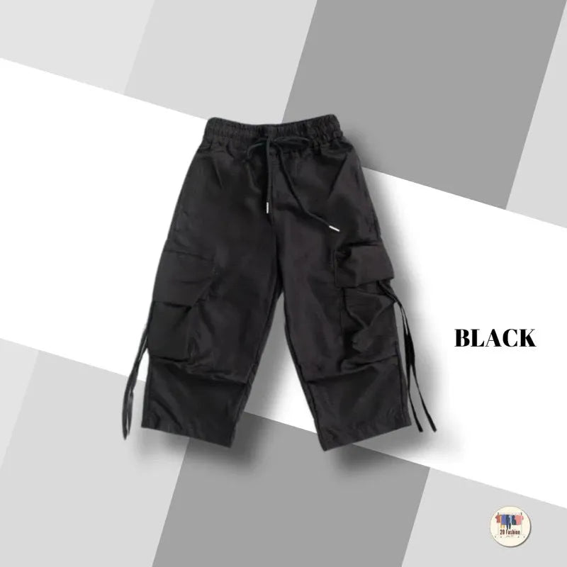 Unisex children cargo pants in solid colour with multiple pockets, suitable for heights 80-150 cm