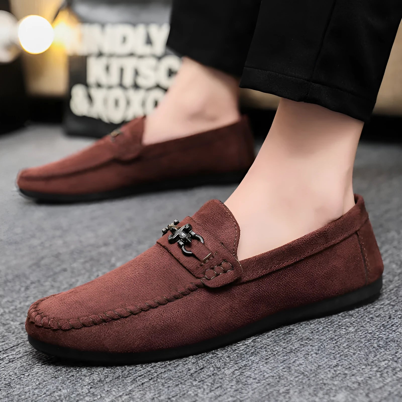 Waterproof men's slip-on loafers in artificial PU leather with round toe and low rubber sole