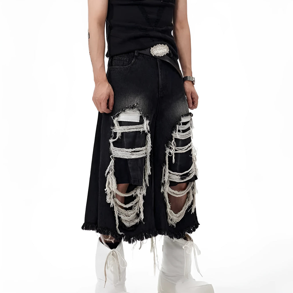 Black loose wide leg cropped jeans with mid-high waist made from cotton denim fabric