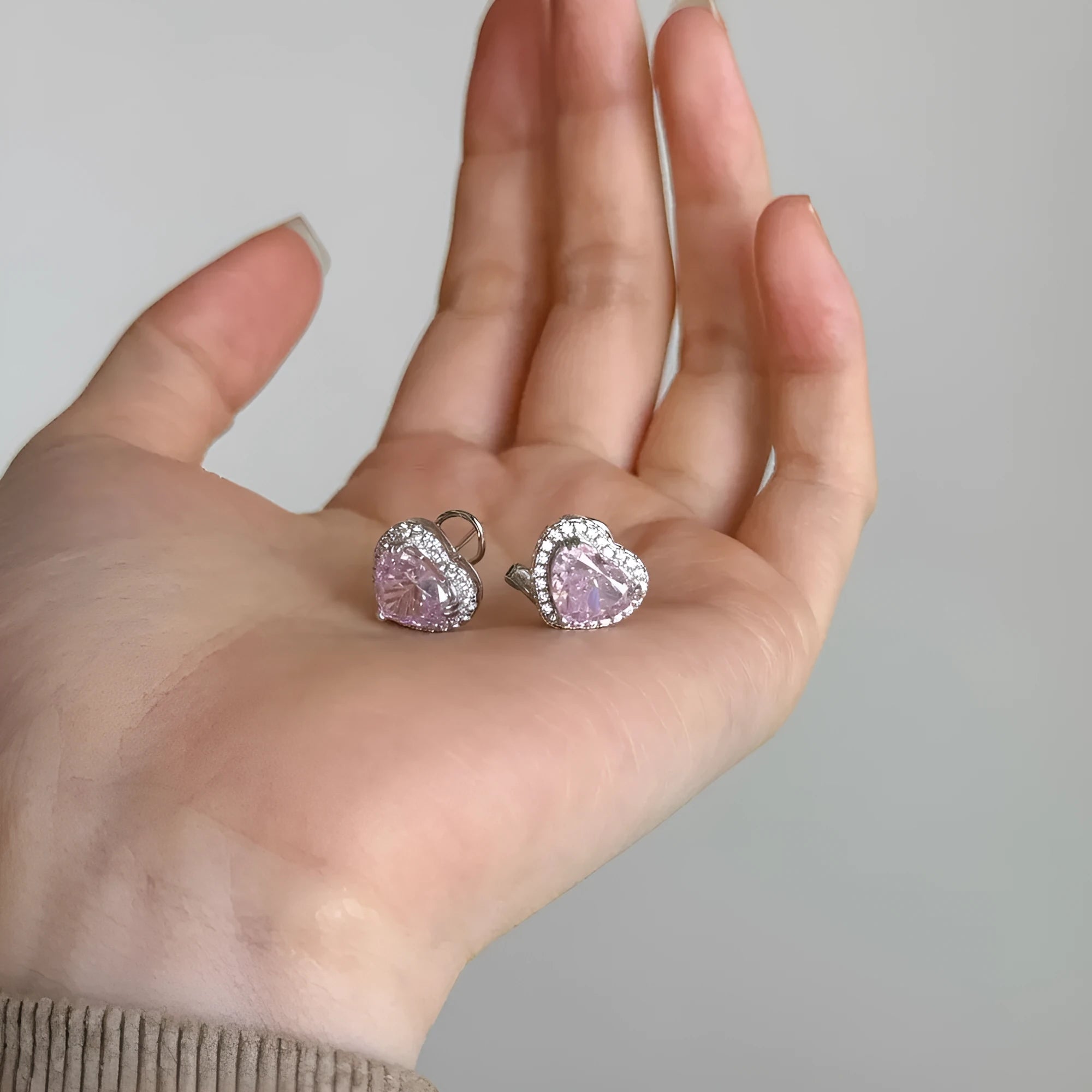 925 sterling silver stud earrings platinum finish floral water droplet pattern for women Korean style