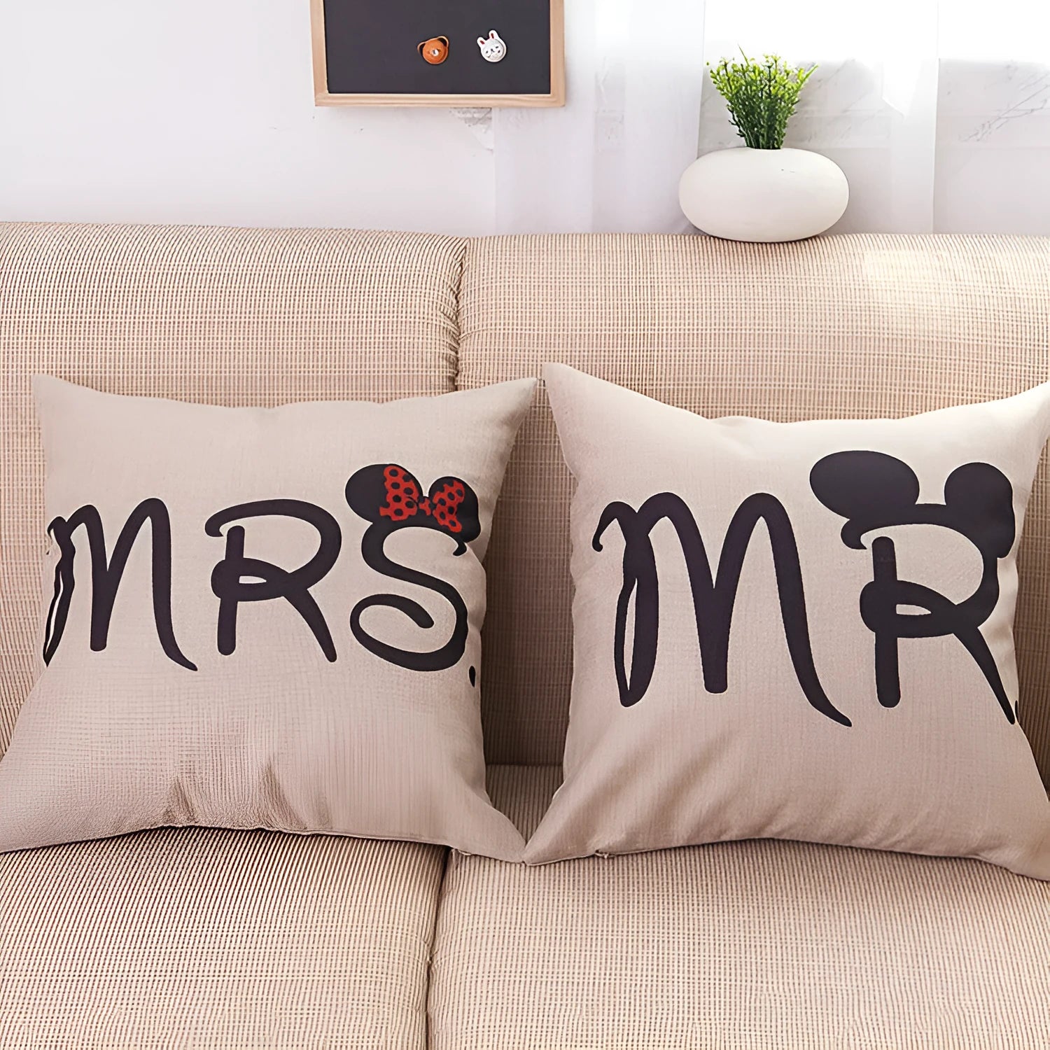 Cartoon Valentine linen pillowcase 45x45cm square cushion cover with MR MRS print on sofa