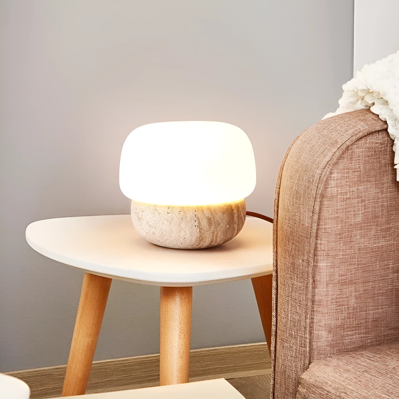 Cream-coloured retro bedside lamp with button switch measuring 18x17cm