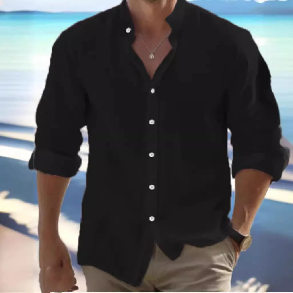 Men's casual pullover shirt in long-staple cotton, shown in a light colour, with a young, relaxed fit.