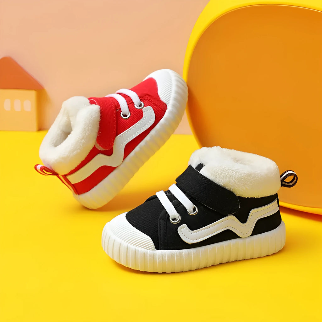 Cotton toddler winter shoes in red with non-slip sole