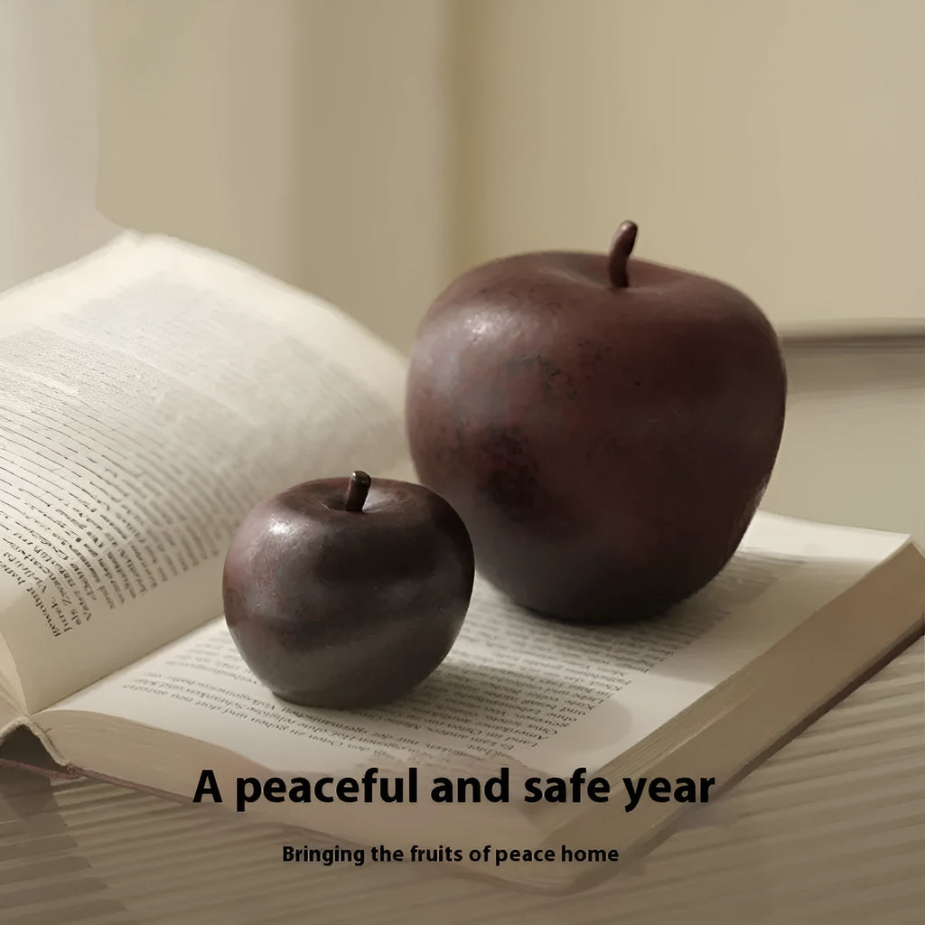 Retro Chinese ceramic apple ornament in large and small size options for desktop decoration