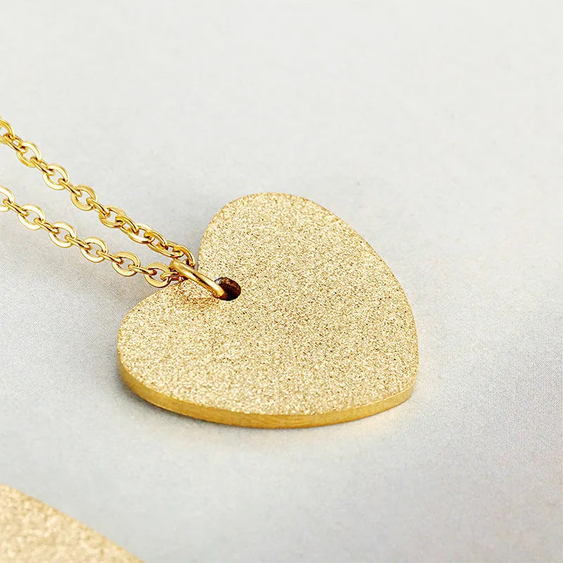 Titanium steel geometric heart-shaped pendant necklace in colour KN25736-Z