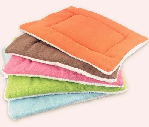 Pet air conditioning cooling mat in fruit green for dogs and cats cloth surface