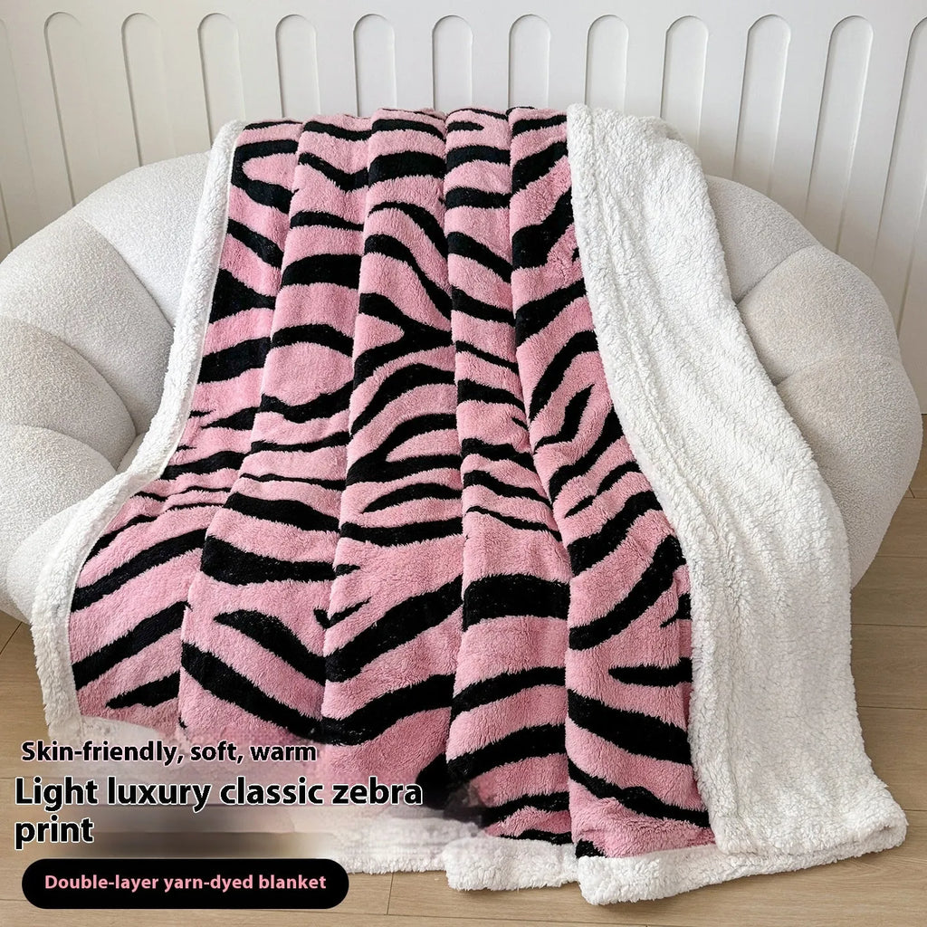 Double-layer cationic leopard jacquard taffeta cashmere lambswool blanket in a zebra print pattern