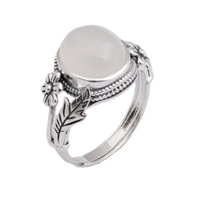 Adjustable copper vintage ring with U-shaped design and white chalcedony aesthetic