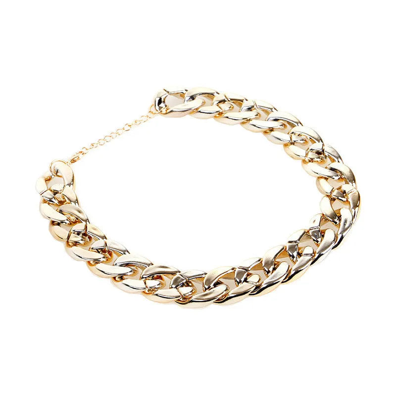 Gold chain dog collar with twisted piece chain design for small to medium dogs, adjustable from 21cm to 50cm
