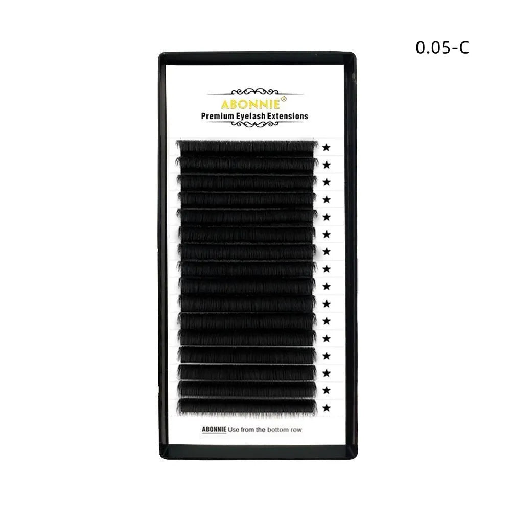 Close-up of 16-row dense mink hair false eyelashes showing length options from 8mm to 18mm.