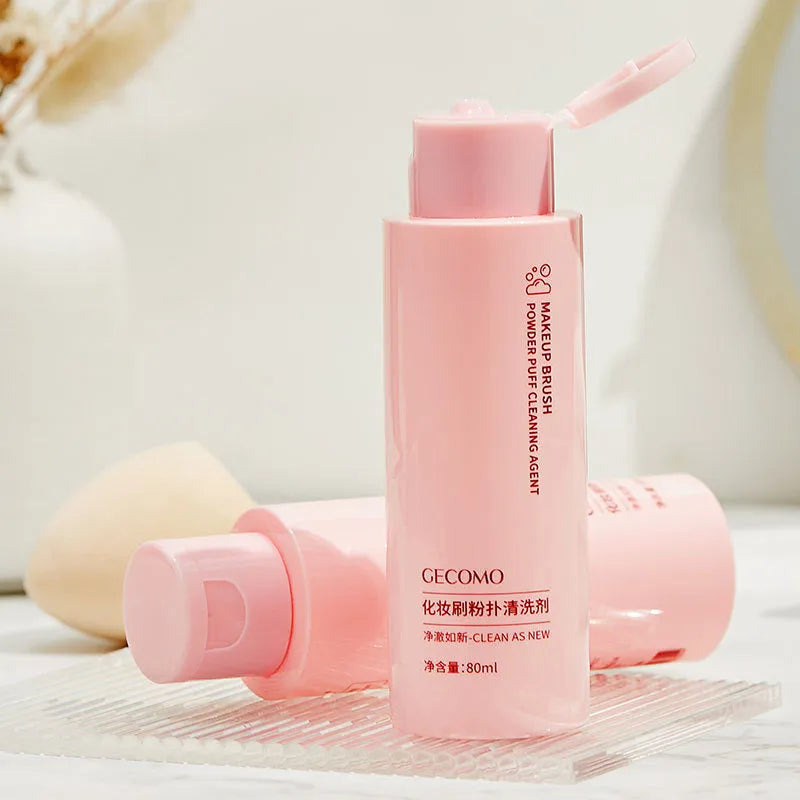 Makeup tool cleaning set showing 80ml detergent and 75ml wash-free spray bottles