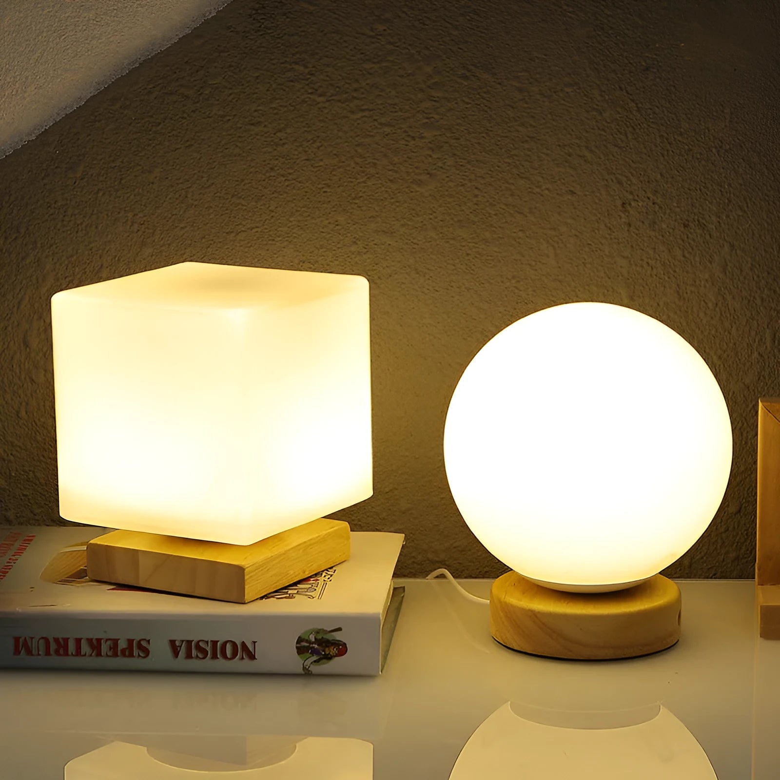 Nordic solid wood USB table lamp in white with decorative flower shape and touch dimming