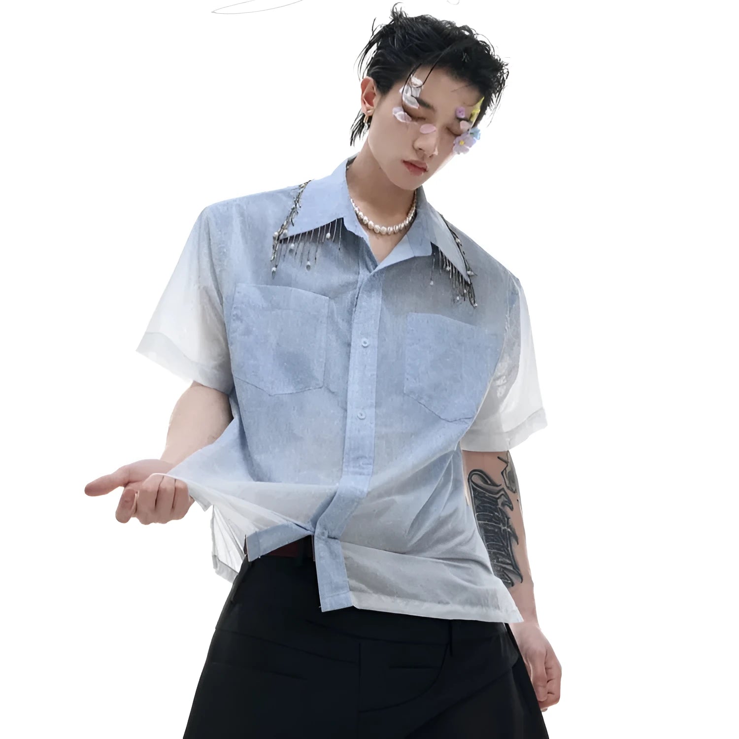 Blue and white gradient men's short sleeve casual shirt with loose fit design